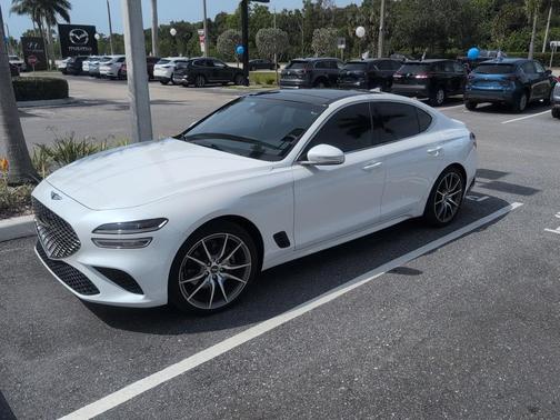 2022 Genesis G70 2.0T