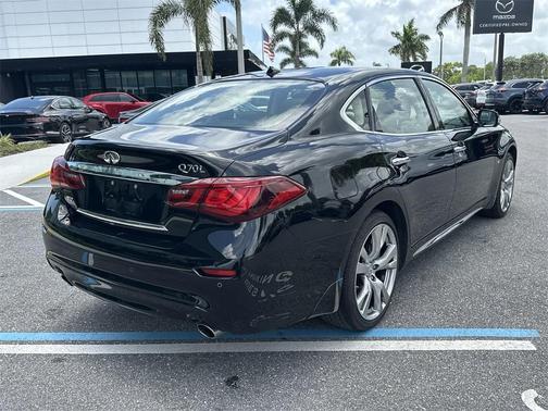 2019 INFINITI Q70L 3.7X LUXE