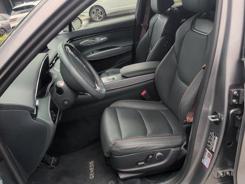 2023 Genesis GV70 2.5T