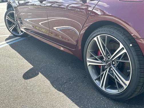 2025 Genesis G70 3.3T Sport Advanced
