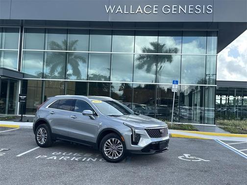 2024 Cadillac XT4 Premium Luxury