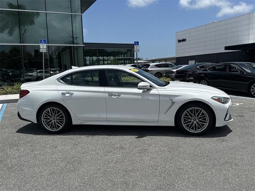 2021 Genesis G70 2.0T