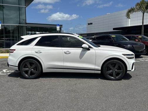 2022 Genesis GV70 2.5T