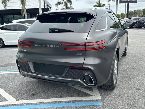 2023 Genesis GV70 2.5T