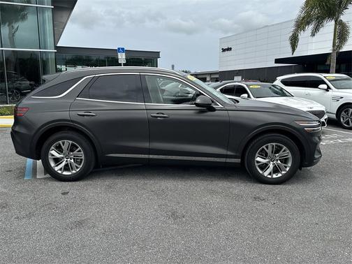 2023 Genesis GV70 2.5T