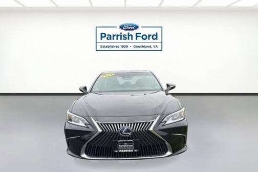 2021 Lexus ES 300h BASE