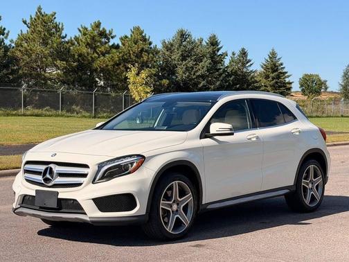2015 Mercedes-Benz GLA-Class 4MATIC