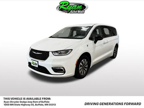 2024 Chrysler Pacifica Hybrid Select