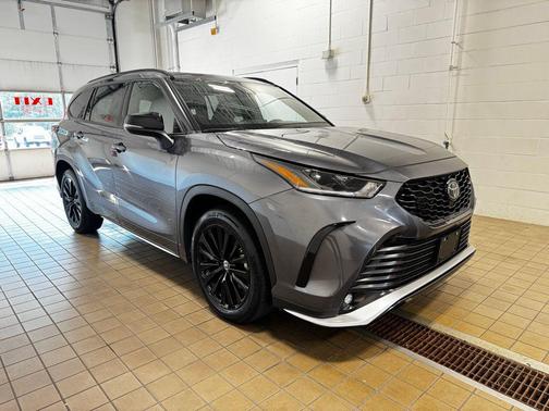 2024 Toyota Highlander XSE