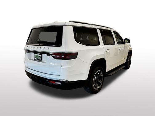 2023 Jeep Wagoneer Series III