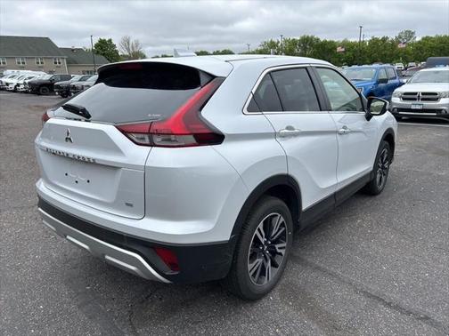 2024 Mitsubishi Eclipse Cross SE