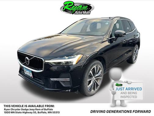 2022 Volvo XC60 B5 Momentum