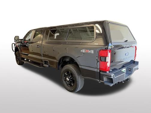 AGATE BLACK 2024 Ford F-250 XL