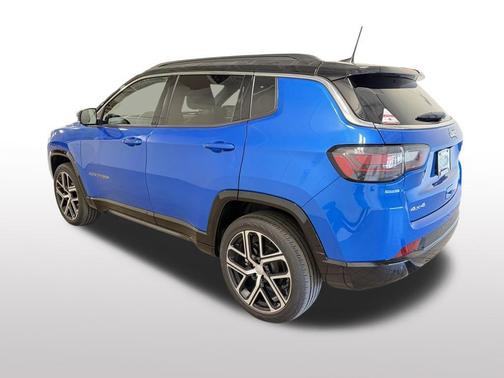 Hydro Blue Pearlcoat 2024 Jeep Compass Limited