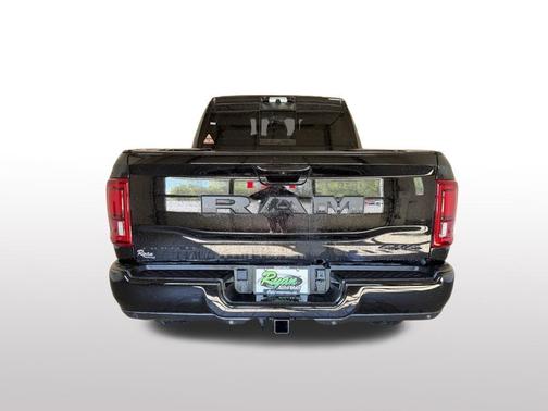 Diamond Black Crystal Pearlcoat 2026 RAM 3500 Limited Mega Cab 4x4 6'4' Box