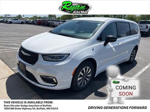2024 Chrysler Pacifica Hybrid Select