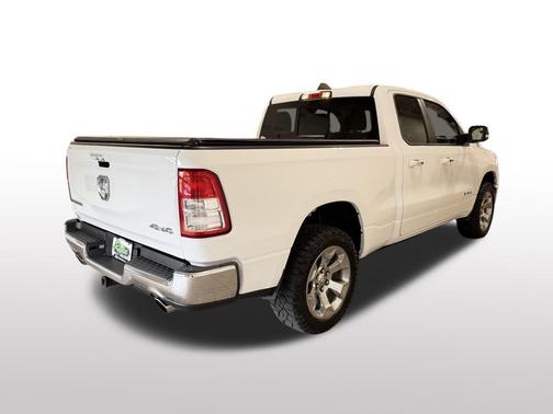 Bright White Clearcoat 2019 RAM 1500 Big Horn