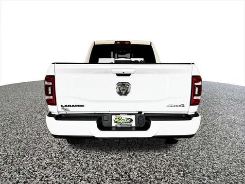 2024 RAM 2500 Laramie Crew Cab 4x4 6'4' Box