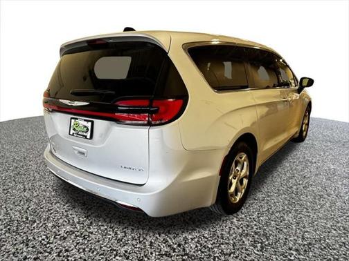 2024 Chrysler Pacifica Limited