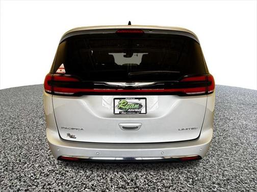 2024 Chrysler Pacifica Limited