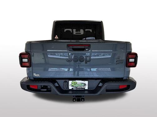 2025 Jeep Gladiator Willys