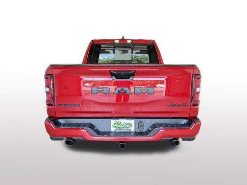 Molten Red Pearlcoat 2026 RAM 1500 Big Horn
