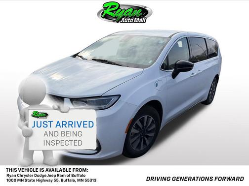 Bright White Clearcoat 2024 Chrysler Pacifica Hybrid Select