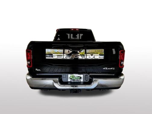 2026 RAM 3500 Tradesman Crew Cab 4x4 8' Box