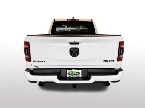 Bright White Clearcoat 2022 RAM 1500 Sport