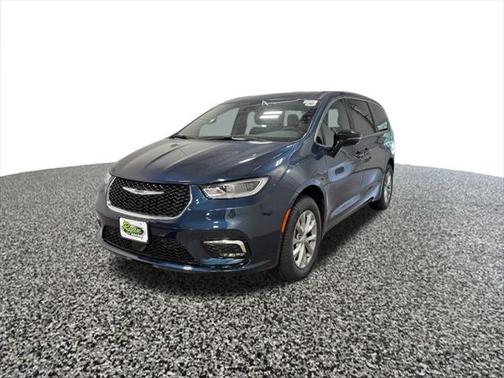 2025 Chrysler Pacifica L