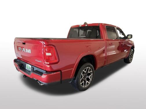 Molten Red Pearlcoat 2026 RAM 1500 Laramie