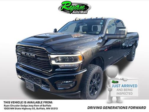 2024 RAM 3500 Laramie Crew Cab 4x4 8' Box