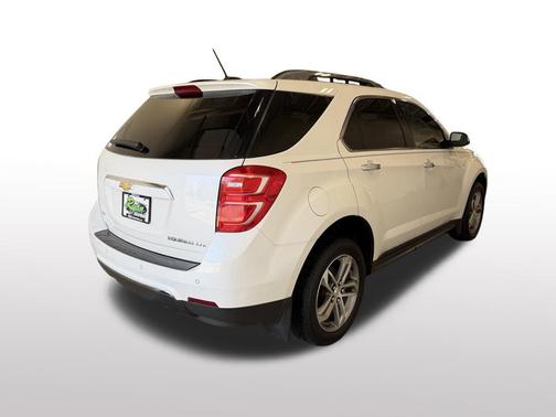 Iridescent Pearl Tricoat 2016 Chevrolet Equinox LTZ