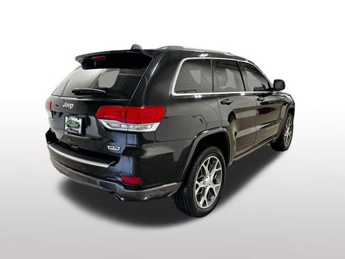 2018 Jeep Grand Cherokee Sterling Edition