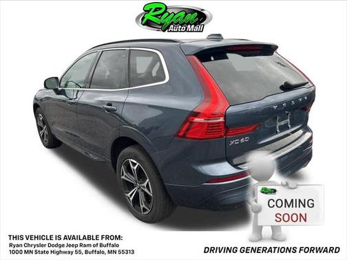 2022 Volvo XC60 B5 Momentum