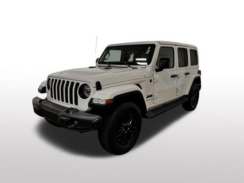 2023 Jeep Wrangler 4-Door Sahara Altitude 4x4