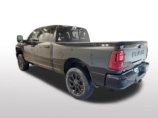 2026 RAM 3500 Laramie Crew Cab 4x4 6'4' Box