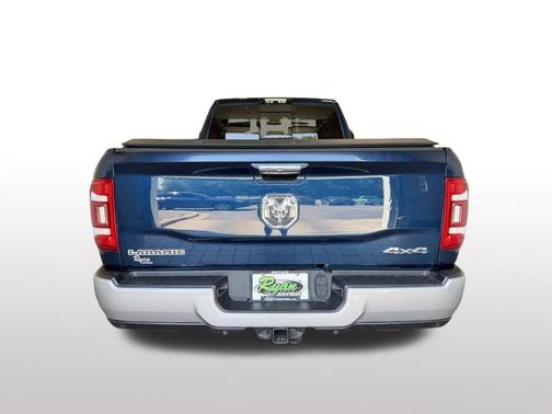 Patriot Blue Pearlcoat 2020 RAM 3500 Laramie Crew Cab 4x4 8' Box