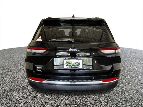 2023 Jeep Grand Cherokee 4xe Base