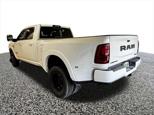 2025 RAM 3500 Limited Crew Cab 4x4 8' Box