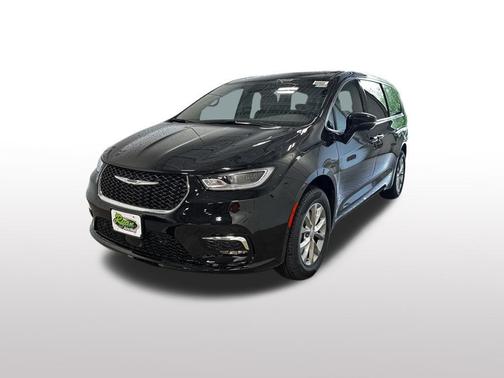 2025 Chrysler Pacifica L