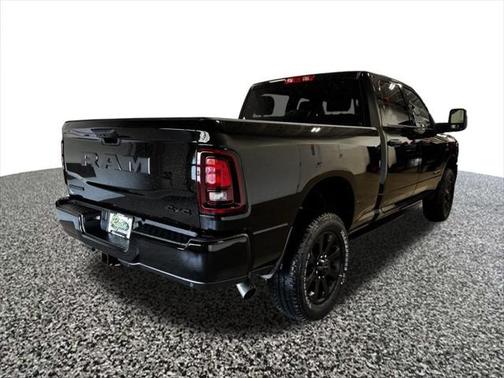 2025 RAM 2500 Big Horn Crew Cab 4x4 6'4' Box