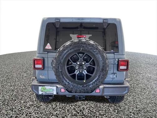 2025 Jeep Wrangler 4xe Willys
