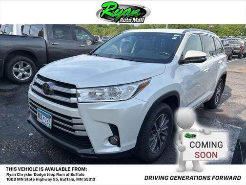 2017 Toyota Highlander SE