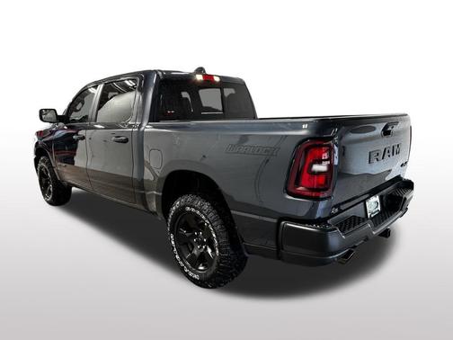 2026 RAM 1500 Warlock Crew Cab 4x4 5'7' Box