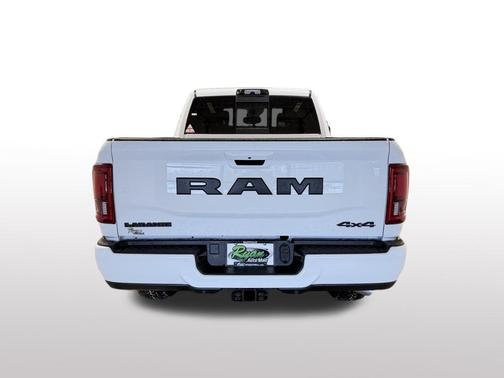 2026 RAM 3500 Laramie Crew Cab 4x4 6'4' Box