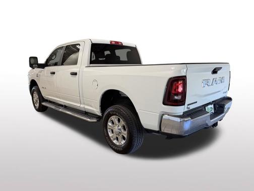 Bright White Clearcoat 2026 RAM 2500 Big Horn