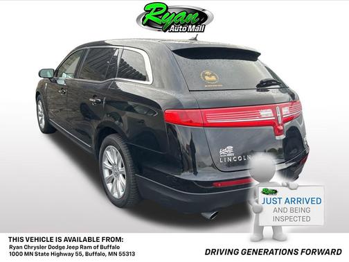 2017 Lincoln MKT Elite