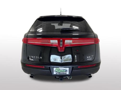 2017 Lincoln MKT Elite