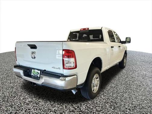 2024 RAM 2500 Tradesman Crew Cab 4x4 6'4' Box